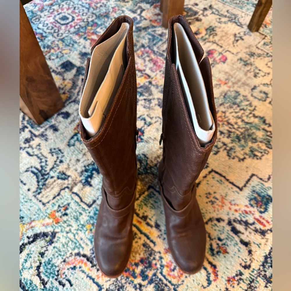 UGG Dark Brown W Channing Boots 9.5 - Picture 3 of 11